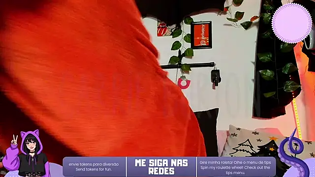 CarrieBurton online show from November 27, 2025, 4:07 pm