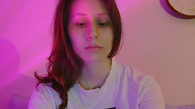 Snapshot of PurpyKam chatting on November 7, 2025, 5:28 pm PurpyKam online show from November 7, 2025, 5:28 pm