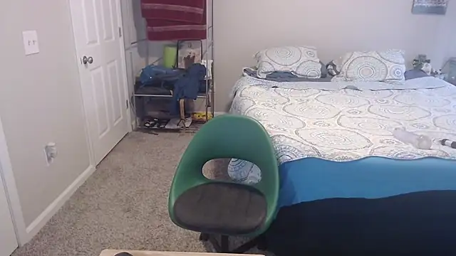 Snapshot of Chacho_1972 chatting on April 6, 2026, 4:52 pm Chacho 1972 online show from April 6, 2026, 4:52 pm