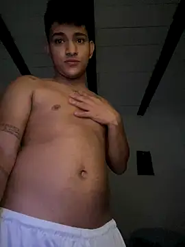 Snapshot of niall_falconn chatting on November 16, 2025, 4:34 pm niall falconn online show from November 16, 2025, 4:34 pm