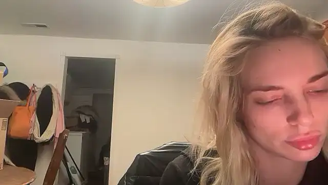 Snapshot of lanasharapovaxxx chatting on February 19, 2026, 12:51 am lanasharapovaxxx online show from February 19, 2026, 12:51 am