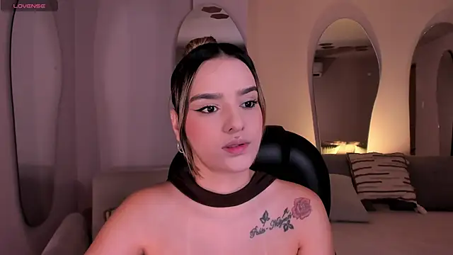 LaurentRosse1 online show from July 18, 2026, 7:44 pm