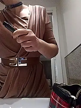 Snapshot of fragoli chatting on November 6, 2025, 9:02 am fragoli online show from November 6, 2025, 9:02 am