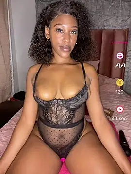 SP1CY MOMMY online show from May 13, 2026, 9:33 pm