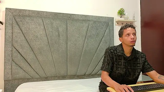 DamianandEva online show from January 14, 2026, 12:53 pm