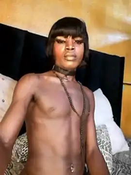 Lucile Carrie online show from February 9, 2026, 1:25 am