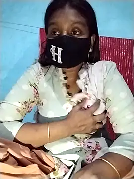 NAZMEN1122 online show from October 31, 2025, 1:19 pm