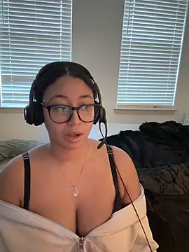 minha baby online show from November 26, 2025, 2:39 pm