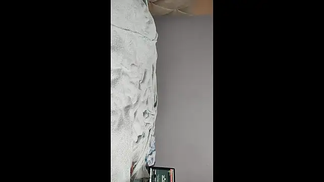 Snapshot of vinni_tr chatting on November 16, 2025, 3:50 pm vinni tr online show from November 16, 2025, 3:50 pm