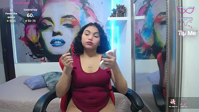 valeria martinez19 online show from May 24, 2026, 3:06 am