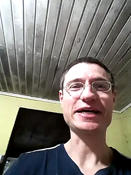 everbrazilianpr online show from November 1, 2025, 9:08 pm