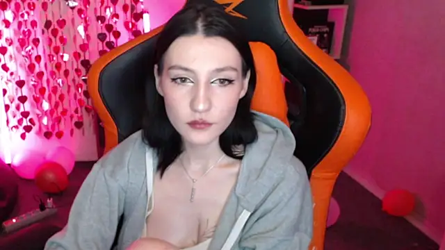 Snapshot of honbliss chatting on March 17, 2026, 1:30 am honbliss online show from March 17, 2026, 1:30 am