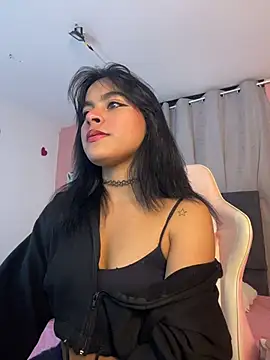 Veronica Kane online show from November 3, 2025, 11:52 pm