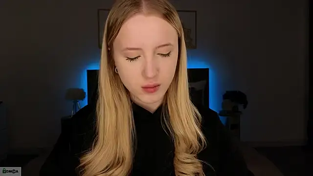 Snapshot of adele_armass chatting on February 13, 2026, 8:53 pm adele armass online show from February 13, 2026, 8:53 pm