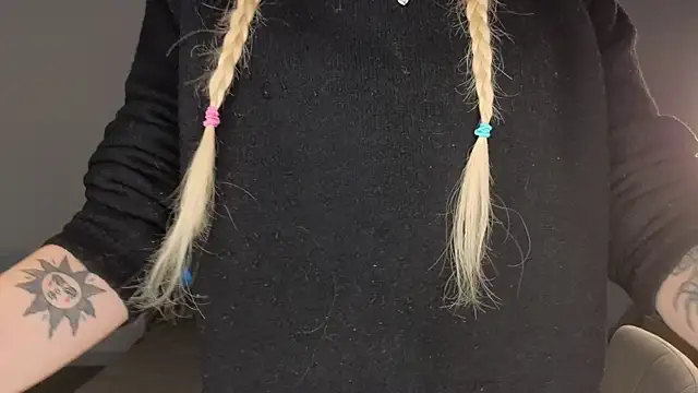 adele armass online show from March 25, 2026, 9:03 pm