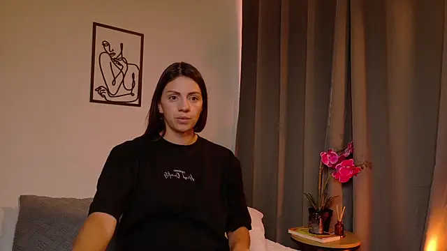 SeleneNova online show from June 2, 2026, 3:01 pm