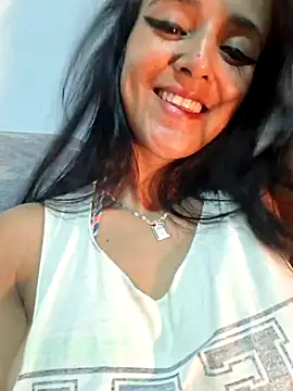 lila queen  online show from November 14, 2025, 1:31 am