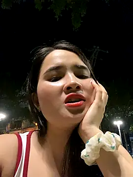 Okleotina9 online show from October 31, 2025, 4:03 pm