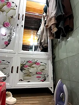 Okleotina9 online show from January 18, 2026, 5:11 am