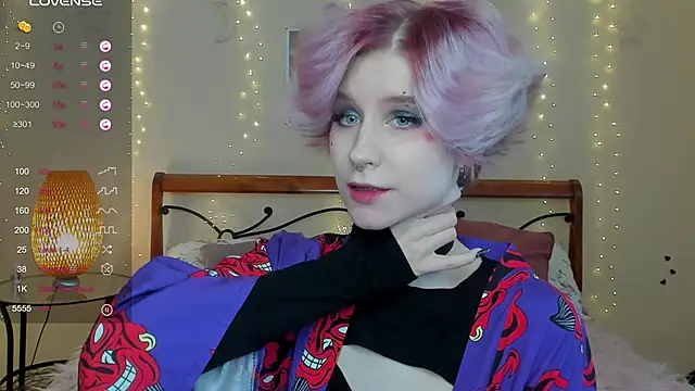 Angel Julles online show from June 6, 2026, 9:47 am