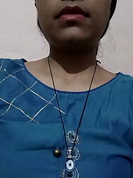 Snapshot of HOT_SANVI_25 chatting on October 31, 2025, 3:41 pm HOT SANVI 25 online show from October 31, 2025, 3:41 pm