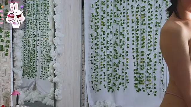 Snapshot of aliyapickme chatting on November 15, 2025, 11:47 am aliyapickme online show from November 15, 2025, 11:47 am