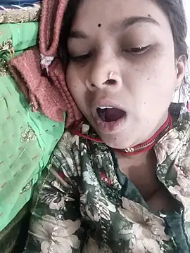 Cute Arushi online show from December 19, 2025, 6:10 pm