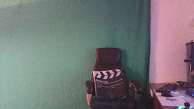 NahkaSami online show from November 5, 2025, 11:24 am