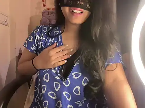 Shilpa 7 online show from November 30, 2025, 4:30 pm