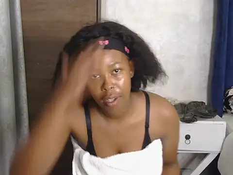 Snapshot of baddiemine05 chatting on November 15, 2025, 11:53 pm baddiemine05 online show from November 15, 2025, 11:53 pm