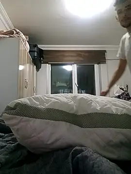 yasinesra757  online show from January 10, 2026, 12:06 am