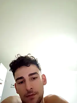 yasinesra757  online show from December 17, 2025, 3:50 pm