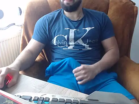 Snapshot of strongcoffee10 chatting on November 11, 2025, 9:37 am strongcoffee10 online show from November 11, 2025, 9:37 am