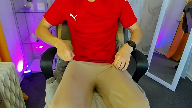 MarkKullen online show from November 2, 2025, 1:27 pm