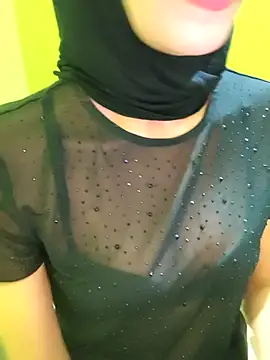 Sexy Adaye online show from November 4, 2025, 6:01 pm