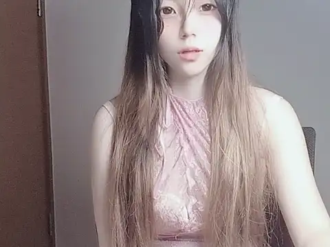 Snapshot of JuliaNoir chatting on November 1, 2025, 6:08 am JuliaNoir online show from November 1, 2025, 6:08 am