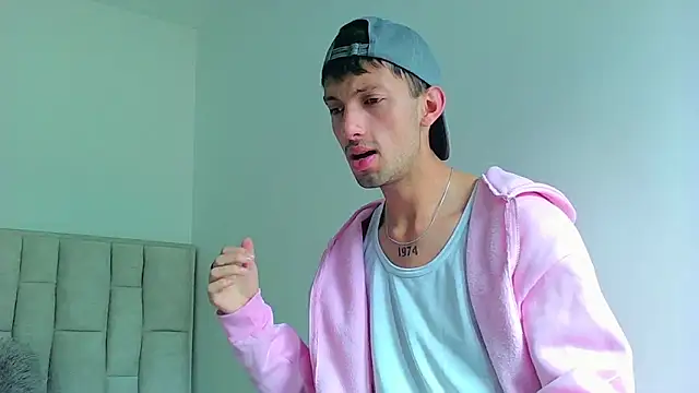 dylan drakee online show from January 13, 2026, 2:43 pm