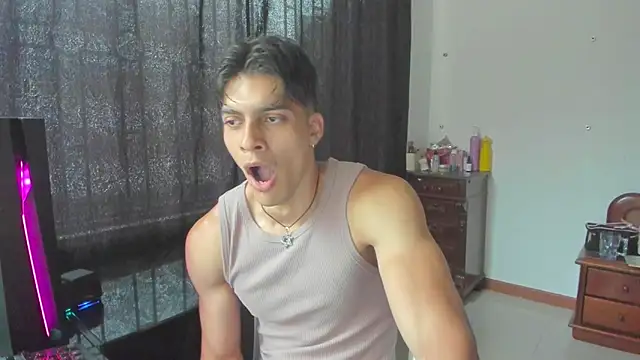 AlessioVitale online show from March 27, 2026, 11:55 am