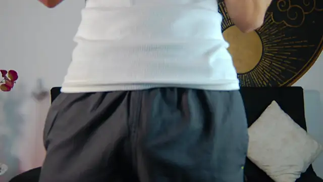 AlessioVitale online show from February 13, 2026, 8:09 pm