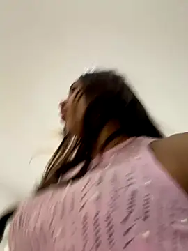 Ania rose online show from November 22, 2025, 7:35 pm