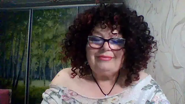 Snapshot of Milaniya606 chatting on June 18, 2026, 5:28 am Milaniya606 online show from June 18, 2026, 5:28 am