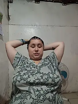 CurvyNoir online show from June 6, 2026, 2:06 am