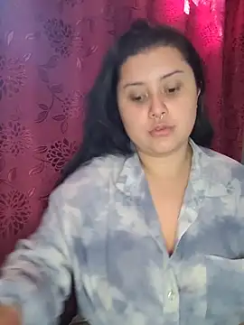 CurvyNoir online show from December 19, 2025, 4:20 pm