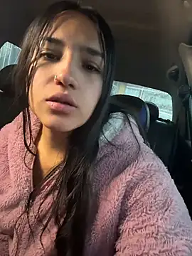 Samantha firee online show from December 4, 2025, 11:09 am