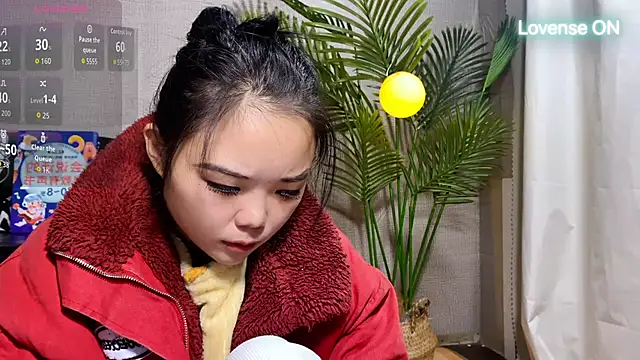 0xiaosu0 online show from December 21, 2025, 4:47 am