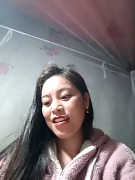 Snapshot of Alice-567 chatting on February 12, 2026, 12:43 am Alice-567 online show from February 12, 2026, 12:43 am