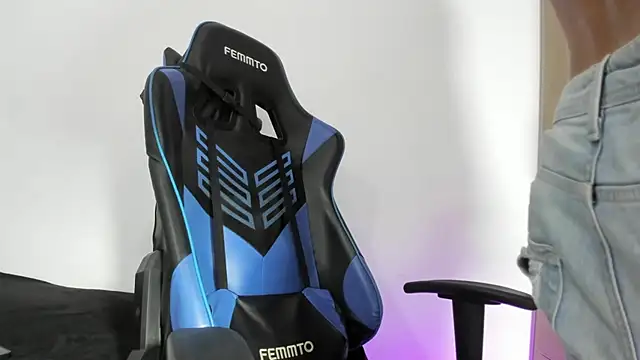 dorman boy online show from March 3, 2026, 3:13 am