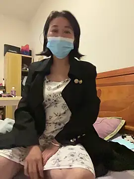 Snapshot of daaqnn chatting on November 3, 2025, 12:42 pm daaqnn online show from November 3, 2025, 12:42 pm