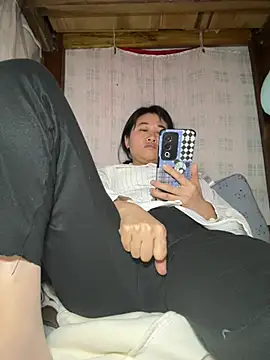 daaqnn online show from April 6, 2026, 2:40 am