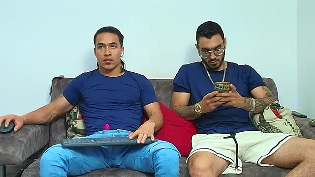 thebadboys05 online show from June 14, 2026, 4:14 am